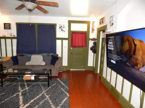1067 A B California St, Redding, CA 96001 photo 6