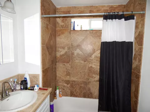 1067 A B California St, Redding, CA 96001 photo 14