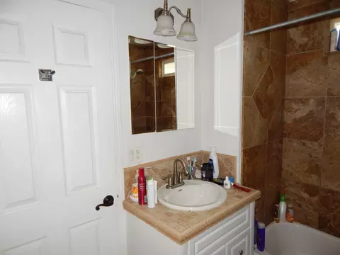 1067 A B California St, Redding, CA 96001 photo 15