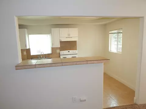 1067 A B California St, Redding, CA 96001 photo 41