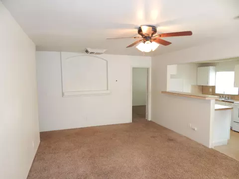 1067 A B California St, Redding, CA 96001 photo 38
