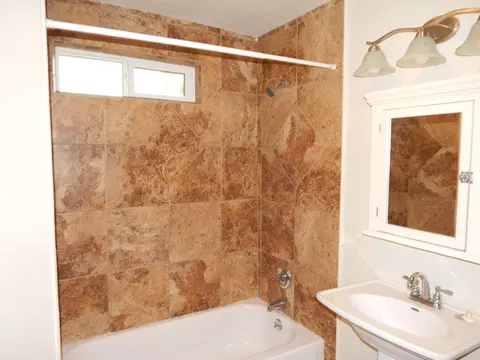 1067 A B California St, Redding, CA 96001 photo 48