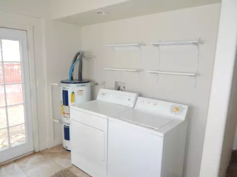 1067 A B California St, Redding, CA 96001 photo 56