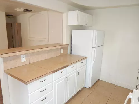 1067 A B California St, Redding, CA 96001 photo 43