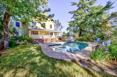 19296 Roxie Ln, Redding, CA 96003 photo 8