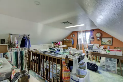 19296 Roxie Ln, Redding, CA 96003 photo 46