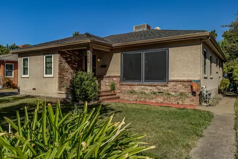 910 Lincoln St, Redding, CA 96001 photo 1