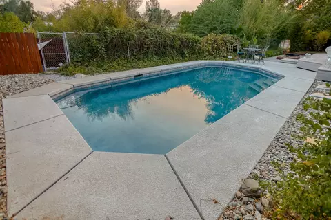705 Country Oak Dr, Redding, CA 96003 photo 30