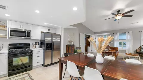 705 Country Oak Dr, Redding, CA 96003 photo 10