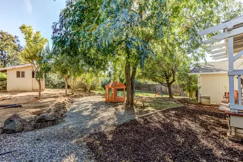 3791 Westgate Ave, Redding, CA 96001 photo 22