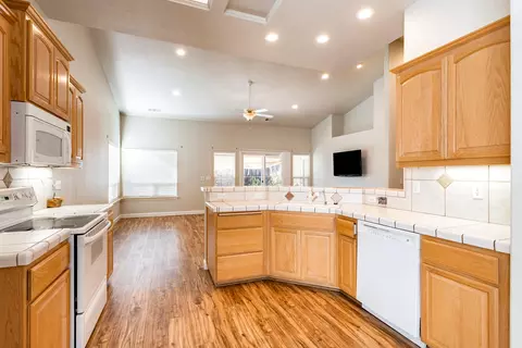 1138 Golden Gate Trl, Redding, CA 96003 photo 11