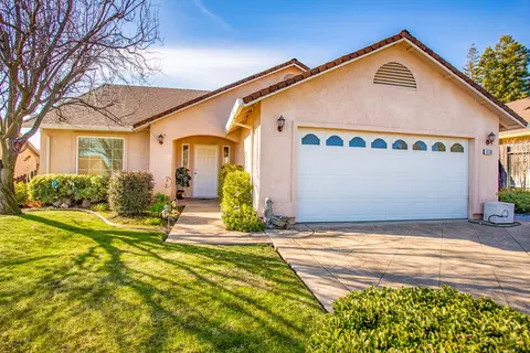 1138 Golden Gate Trl, Redding, CA 96003 photo 1