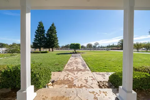 7100 Garth Dr, Anderson, CA 96007 photo 28