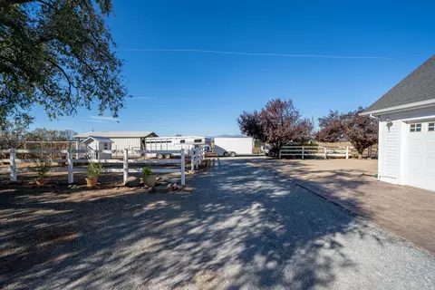 7100 Garth Dr, Anderson, CA 96007 photo 30