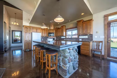 7100 Garth Dr, Anderson, CA 96007 photo 58