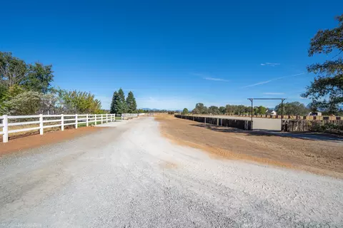 7100 Garth Dr, Anderson, CA 96007 photo 46