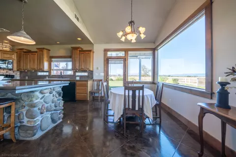 7100 Garth Dr, Anderson, CA 96007 photo 56