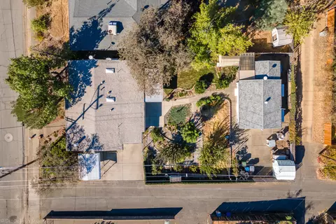 1555 Pleasant St, Redding, CA 96001 photo 25
