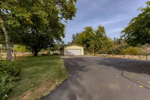 19970 Loafer Way, Redding, CA 96002 photo 20