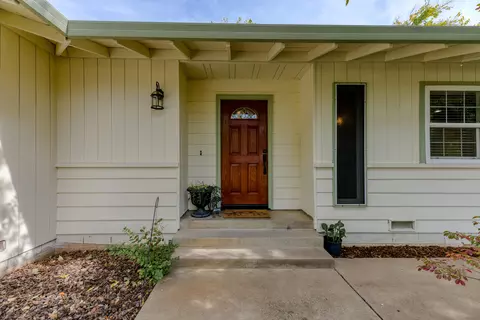 19970 Loafer Way, Redding, CA 96002 photo 4