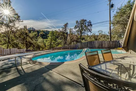 3415 Sunset Dr, Redding, CA 96001 photo 28
