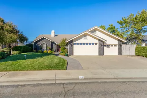 365 River Park Dr, Redding, CA 96003 photo 2