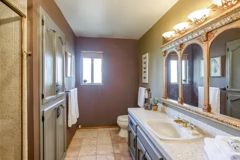 2231 Oak Ridge Dr, Redding, CA 96001 photo 15