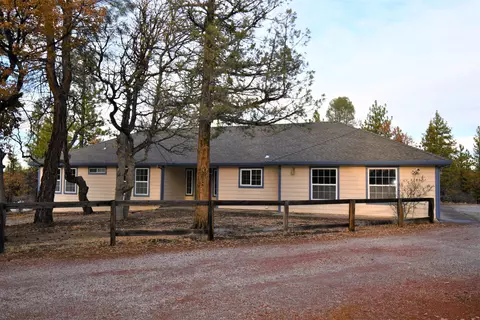 43067 Shoshoni Loop, Fall River Mills, CA 96028 photo 3