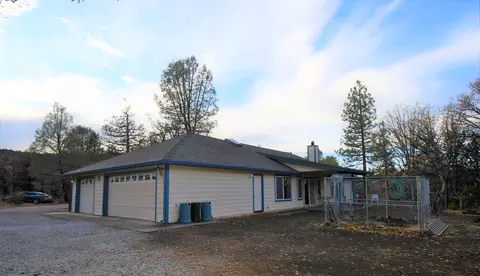 43067 Shoshoni Loop, Fall River Mills, CA 96028 photo 5