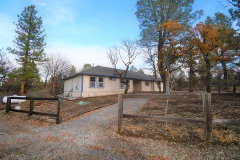 43067 Shoshoni Loop, Fall River Mills, CA 96028 photo 7