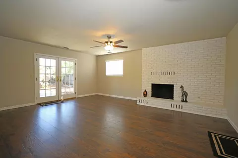 3845 Loustalot Way, Redding, CA 96002 photo 7