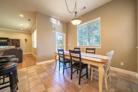 4687 Nantucket Dr, Redding, CA 96001 photo 6