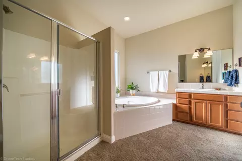 4687 Nantucket Dr, Redding, CA 96001 photo 16