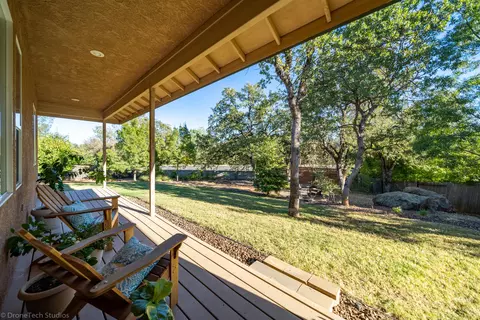 4687 Nantucket Dr, Redding, CA 96001 photo 7