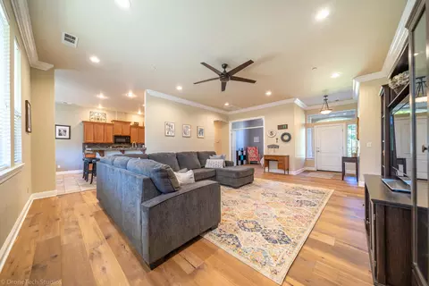 4687 Nantucket Dr, Redding, CA 96001 photo 4