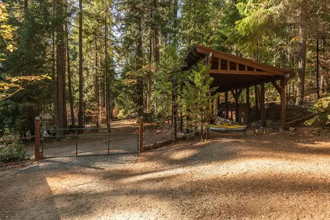 111 N Lakeview Dr, Trinity Center, CA 96091 photo 42