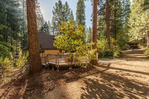 111 N Lakeview Dr, Trinity Center, CA 96091 photo 37