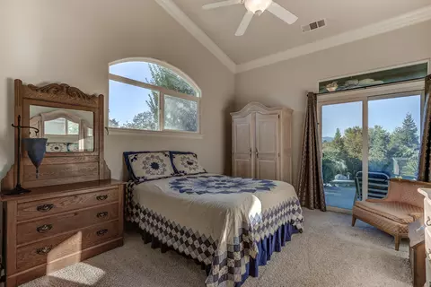 1894 Harvard Way, Redding, CA 96003 photo 20