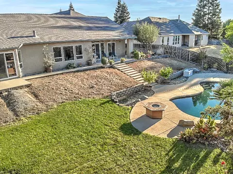 1894 Harvard Way, Redding, CA 96003 photo 40