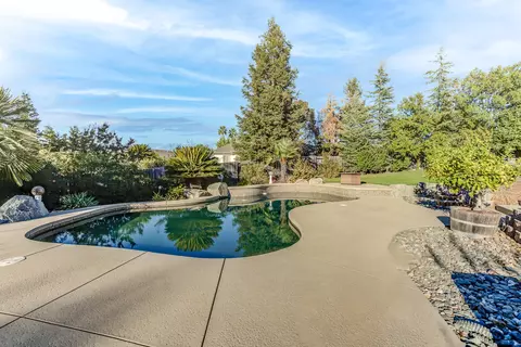 1894 Harvard Way, Redding, CA 96003 photo 36