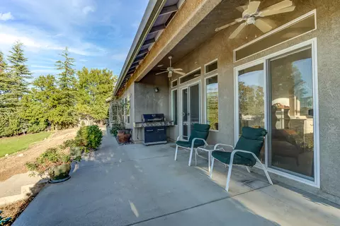1894 Harvard Way, Redding, CA 96003 photo 37