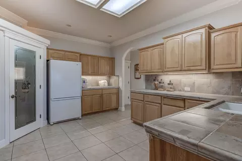 1894 Harvard Way, Redding, CA 96003 photo 17