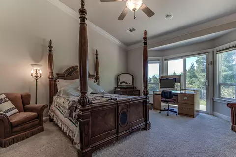 1894 Harvard Way, Redding, CA 96003 photo 26