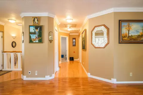 21027 Rae Ln, Redding, CA 96003 photo 7