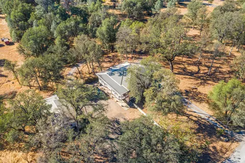 21027 Rae Ln, Redding, CA 96003 photo 40