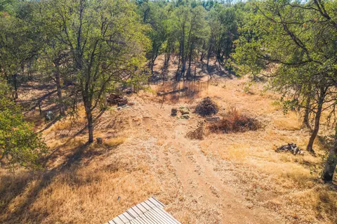 21027 Rae Ln, Redding, CA 96003 photo 37