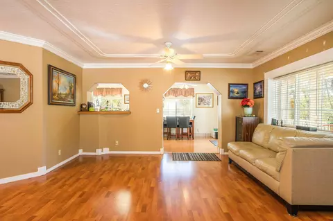 21027 Rae Ln, Redding, CA 96003 photo 6
