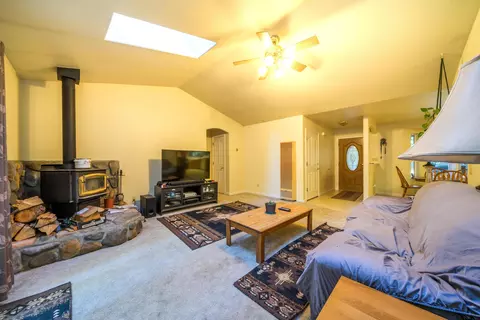 9355 Pharisee Dr, Shingletown, CA 96088 photo 3