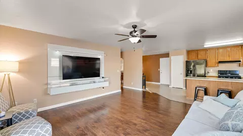 3643 Capricorn Way, Redding, CA 96002 photo 10