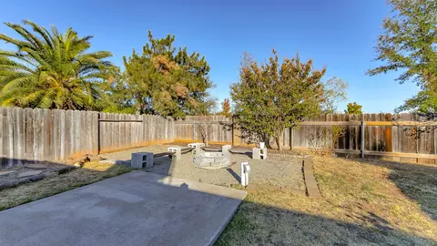 3643 Capricorn Way, Redding, CA 96002 photo 32